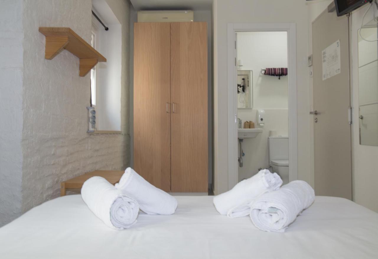 Deluxe Double Room Balcony,1286750407:JPEG